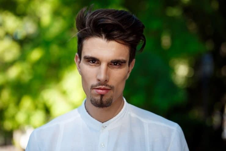 Fact check does kayleigh mcenany wear a wig plus timeline, photo analysis and expert insight