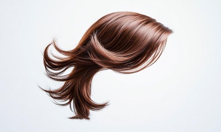 A modern look at why do english lawyers wear wigs and how the custom shapes courtroom culture