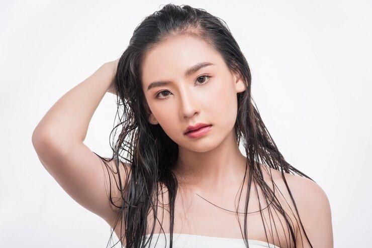 does khruangbin wear wigs and what fans can learn from the band's hairstyles