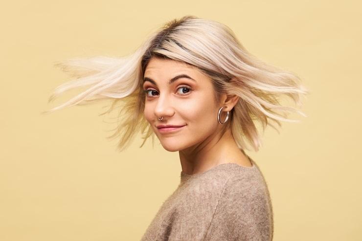 how long does wig install take Find Average Times for Quick Clip Ins Glue Downs and Full Lace Installs Plus Speed Tips