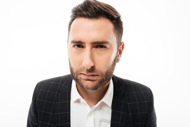 Can a hairdresser cut a wig and deliver salon results Pros cons and essential tips before your appointment