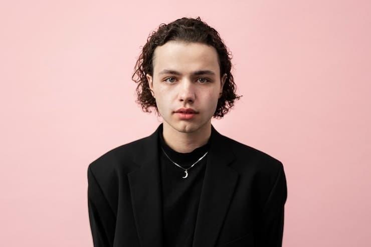 are wigs expensive — honest cost comparison, budget-friendly options and pro tips